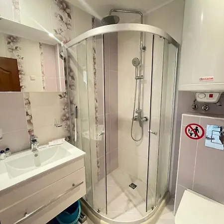 Sunny Varvara Apartament *